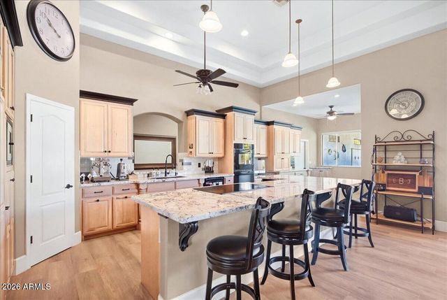 176 S EQUESTRIAN Court, Gilbert, AZ 85296