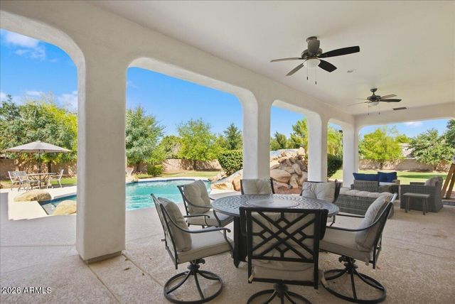 176 S EQUESTRIAN Court, Gilbert, AZ 85296