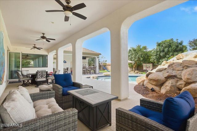 176 S EQUESTRIAN Court, Gilbert, AZ 85296