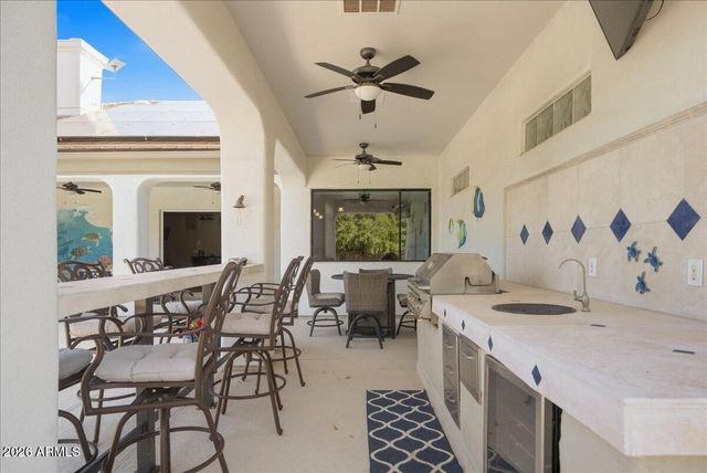 176 S EQUESTRIAN Court, Gilbert, AZ 85296