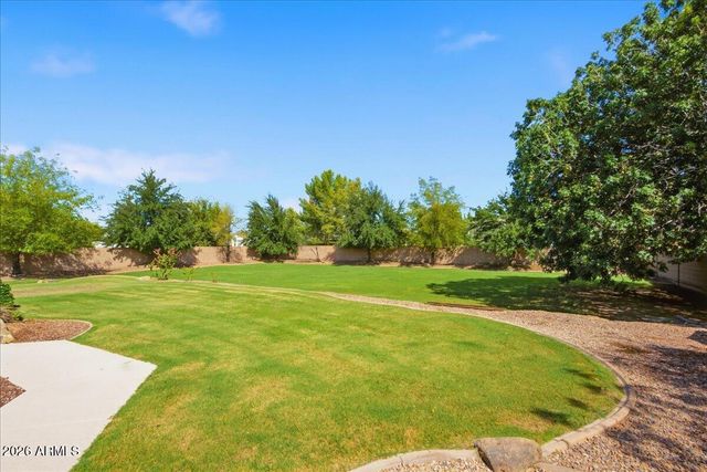 176 S EQUESTRIAN Court, Gilbert, AZ 85296