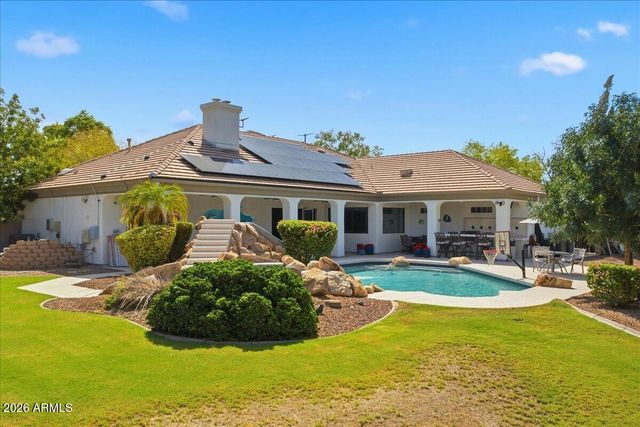 176 S EQUESTRIAN Court, Gilbert, AZ 85296