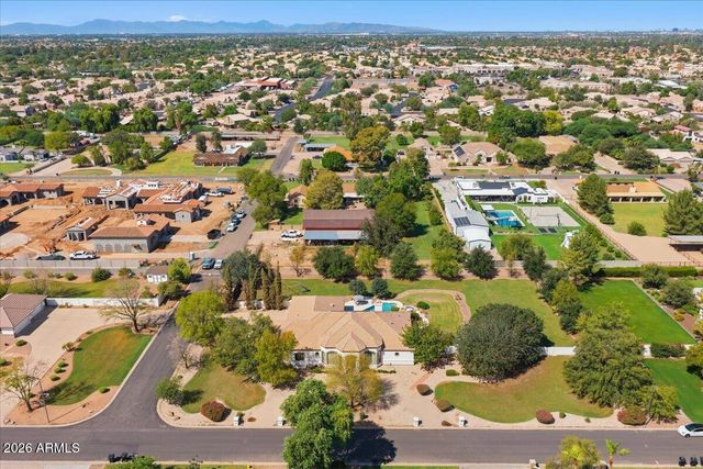 176 S EQUESTRIAN Court, Gilbert, AZ 85296
