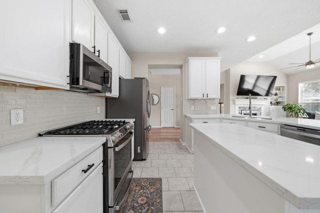 1211 Ragsdale Lane, Katy, TX 77494