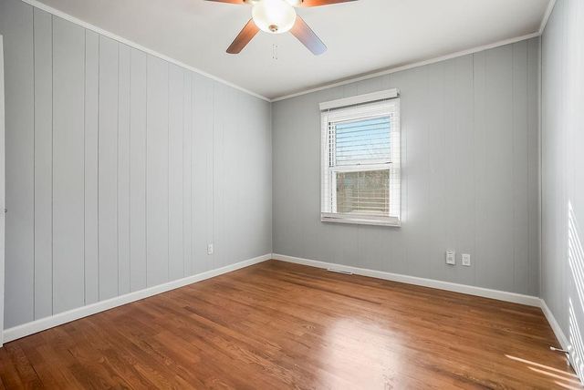 10816 Oak Street, Kansas City, MO 64114