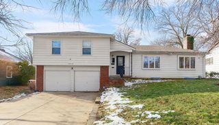 10816 Oak Street, Kansas City, MO 64114