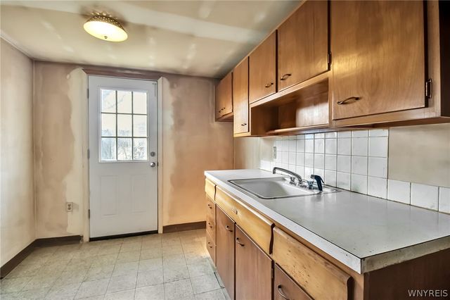 211 Temple Drive, Cheektowaga, NY 14225