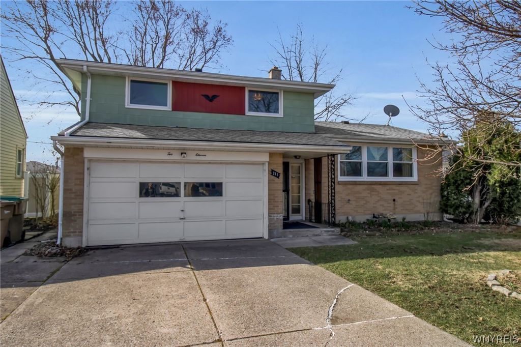 211 Temple Drive, Cheektowaga, NY 14225
