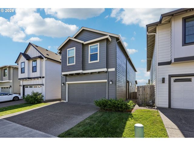 1121 N AUBURN Pl, Ridgefield, WA 98642