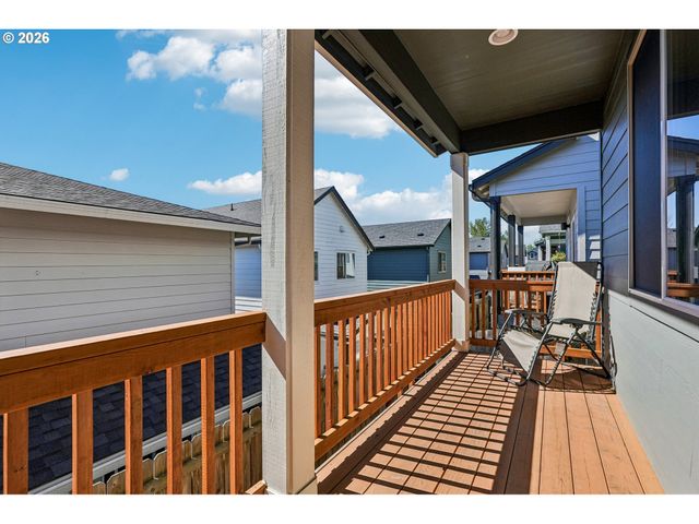 1121 N AUBURN Pl, Ridgefield, WA 98642