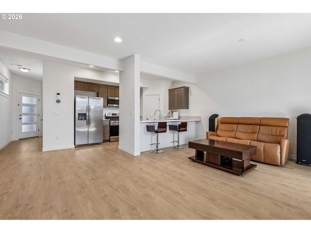 1121 N AUBURN Pl, Ridgefield, WA 98642