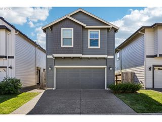1121 N AUBURN Pl, Ridgefield, WA 98642