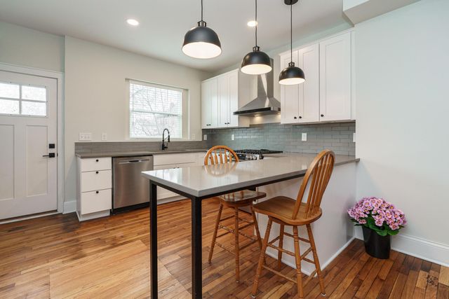 387 W 2nd Avenue, Columbus, OH 43201