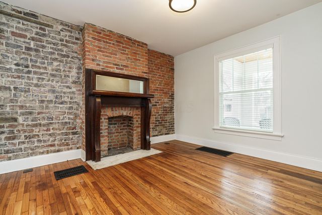 387 W 2nd Avenue, Columbus, OH 43201