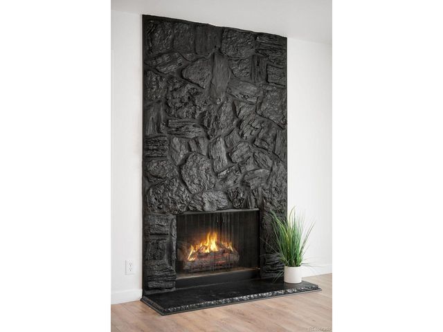 558 S Field Ct, Lakewood, CO 80226