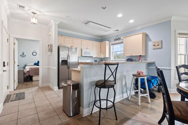 4847 Luster Leaf Cir Apt 301, Myrtle Beach, SC 29577