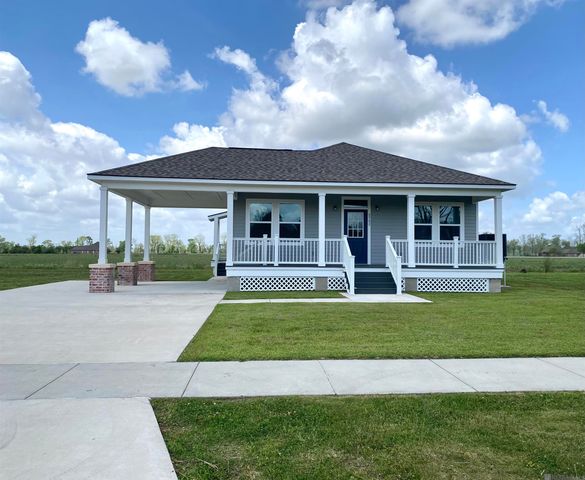 8902 Heron Way, New Roads, LA 70760