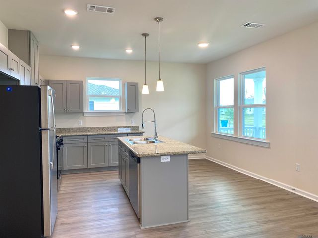 8902 Heron Way, New Roads, LA 70760