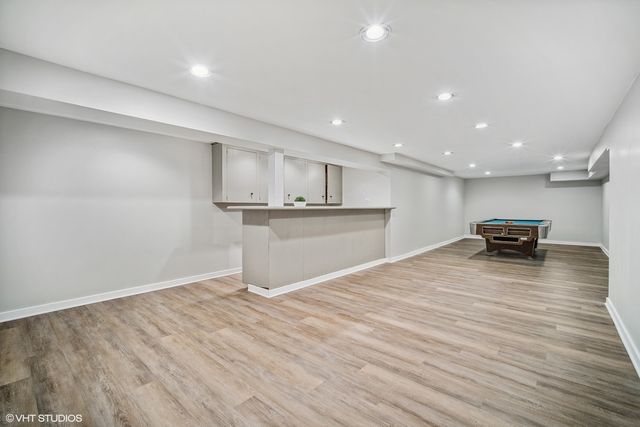 1720 Longvalley Road, Glenview, IL 60025