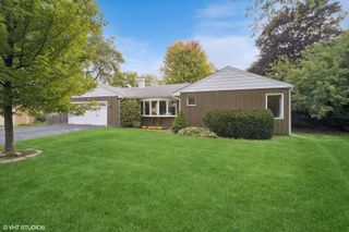 1720 Longvalley Road, Glenview, IL 60025