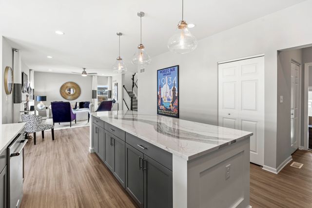 10465 California Street, Crown Point, IN 46307