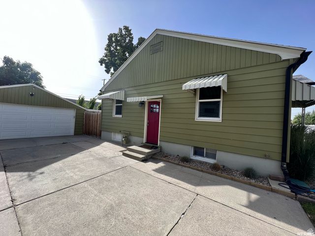8032 S ADAMS ST, Midvale, UT 84047