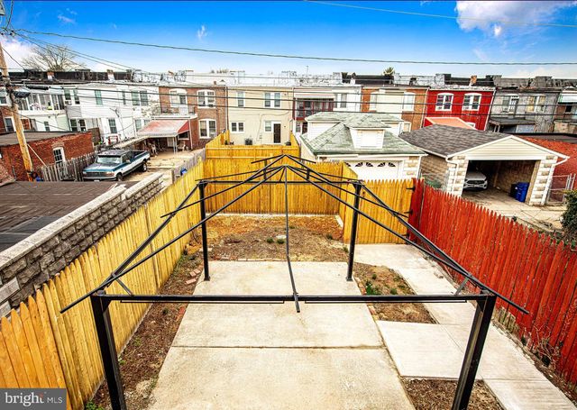 1816 CHILTON ST, Baltimore, MD 21218