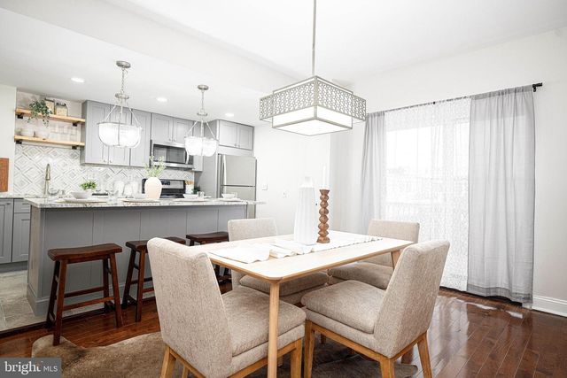 1816 CHILTON ST, Baltimore, MD 21218