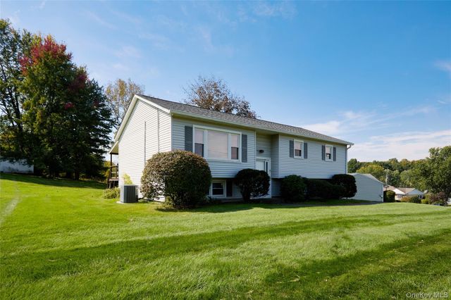 15 Rowell Lane, Wappingers Falls, NY 12590