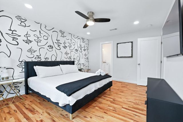 1009 Walnut Street, Irving, TX 75060