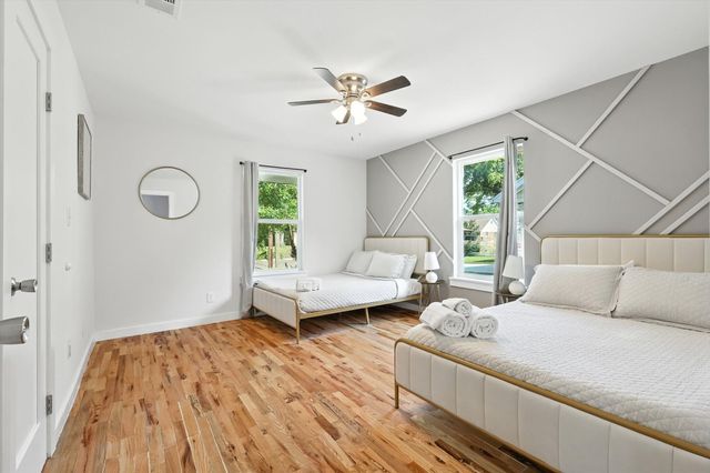 1009 Walnut Street, Irving, TX 75060