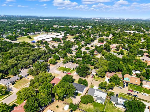 1009 Walnut Street, Irving, TX 75060