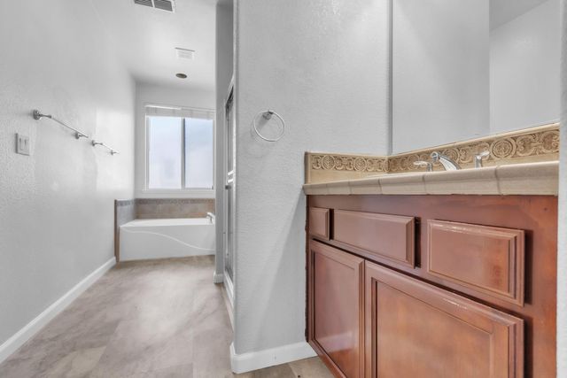 3316 San Vicente Rd, West Sacramento, CA 95691
