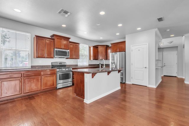 3316 San Vicente Rd, West Sacramento, CA 95691