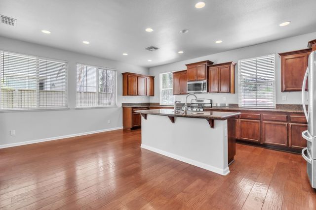 3316 San Vicente Rd, West Sacramento, CA 95691