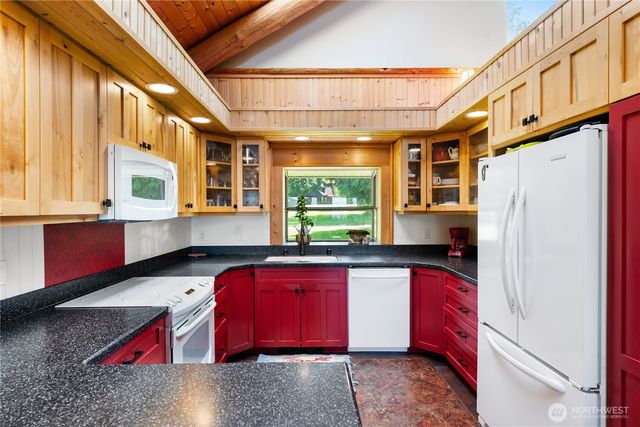 5398 West Shore Road, Anacortes, WA 98221