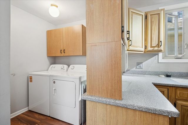 723 Wesley Avenue, Oak Park, IL 60304