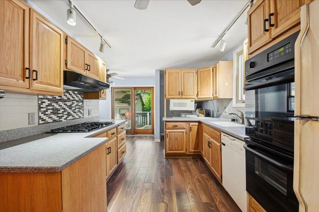 723 Wesley Avenue, Oak Park, IL 60304