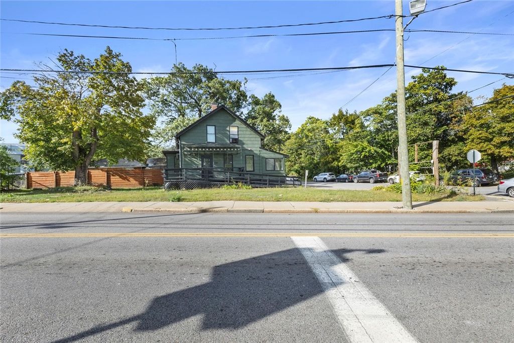 533 weeden Street, Pawtucket, RI 02860