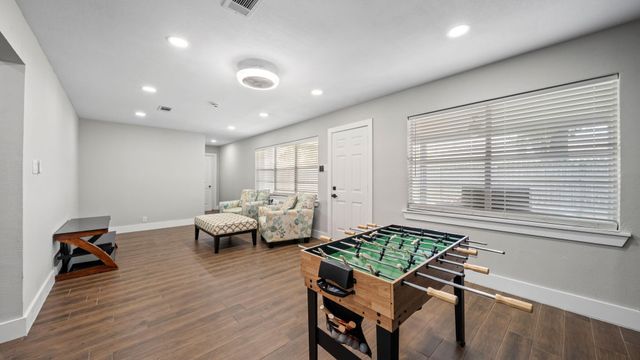 550 Slumberwood Drive, Houston, TX 77013