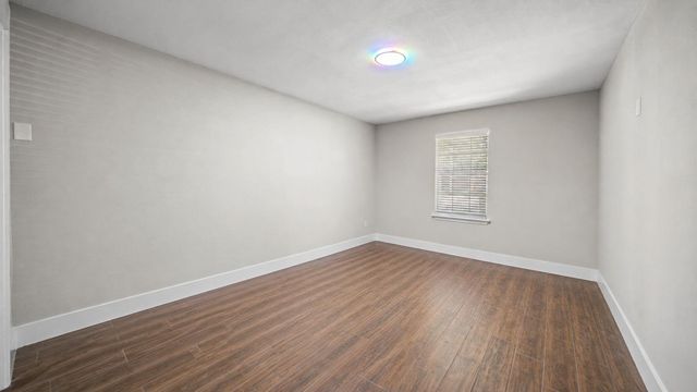 550 Slumberwood Drive, Houston, TX 77013