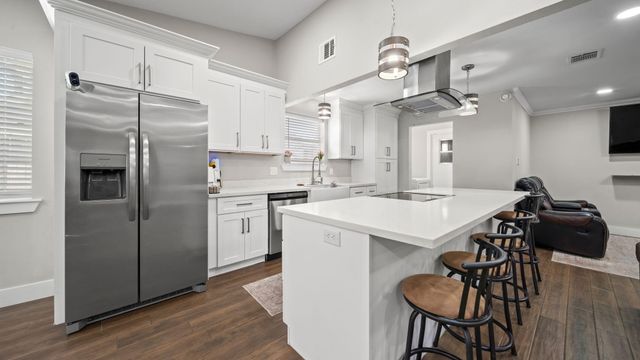 550 Slumberwood Drive, Houston, TX 77013
