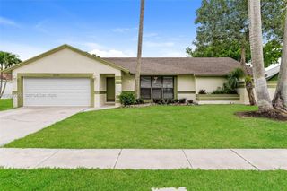 12351 Gingerwood Ln, Wellington, FL 33414