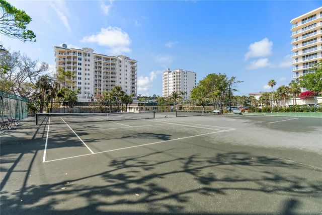 1800 BENJAMIN FRANKLIN DRIVE B809, Sarasota, FL 34236