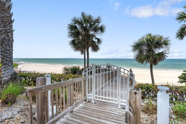 1800 BENJAMIN FRANKLIN DRIVE B809, Sarasota, FL 34236