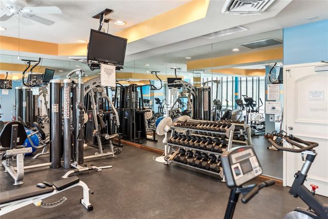 1800 BENJAMIN FRANKLIN DRIVE B809, Sarasota, FL 34236