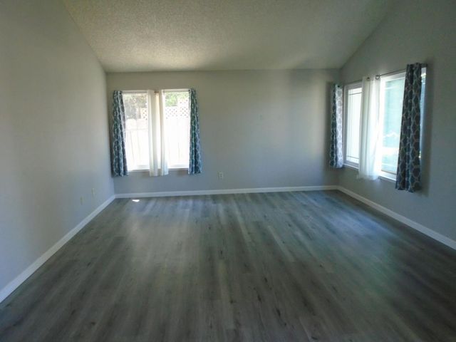3316 Mesquite Way, Modesto, CA 95355