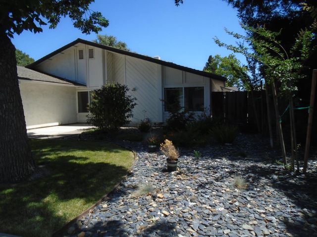 3316 Mesquite Way, Modesto, CA 95355