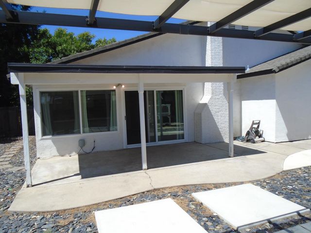 3316 Mesquite Way, Modesto, CA 95355