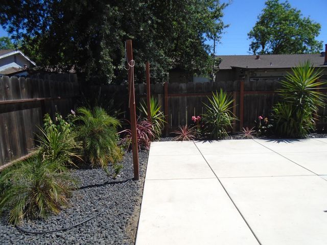 3316 Mesquite Way, Modesto, CA 95355